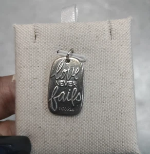 Dije James Avery Love Never Fails retirado P7709 - Imagen 1 de 2