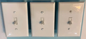 Lot of 3 Wall Switches & Wall Plate (3-Pack) - Picture 1 of 5