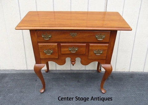 63625    THOMASVILLE Oak Sideboard Server Chest Console Table Cover