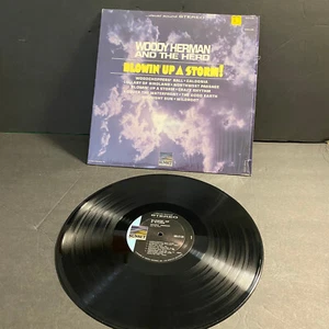 WOODY HERMAN & THE HERD / BLOWIN' UP A STORM (LP, 1966) SUNSET RECORDS #SUS-5139 - Foto 1 di 8