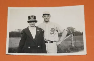 Antique early 1900's DETROIT TIGERS baseball Snapshot photo - Picture 1 of 2