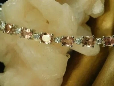 Brazalete Tenis Mujer Morganita Corte Ovalado 7 CT Acabado Oro Blanco 14K Foto 1 de 4