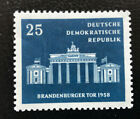 BM215 DDR Mi.Nr: 666 ** Brandenburger Tor 1958 