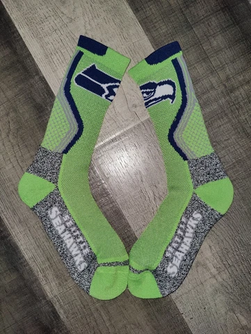 Seattle Seahawks Mens Python NFL Team Crew Socks Large Cover
