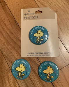 Vintage Woodstock Peanut's Gang Party Animal Button Pin Hallmark Set of 3 Brooch - Picture 1 of 8