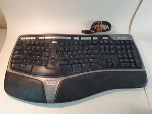 Microsoft KU-0462 Natural Black Ergonomic Wave USB Keyboard 4000 v1.0 Model 1048 - Picture 1 of 5