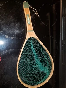 Fish Landing Net Green Netting Wood Frame 20.25" Vintage? Fishing Decor - Picture 1 of 10