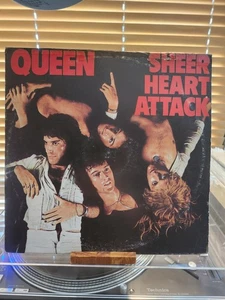 Queen, Sheer Heart Attack, 1974 1st Elektra Stereo, 7E-1026, VG+/G - Picture 1 of 5