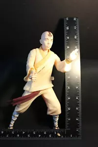 Avatar The Last Air Bender - Aang - Actionfigur - leuchtende Augen & Stirn 10" - Bild 1 von 5