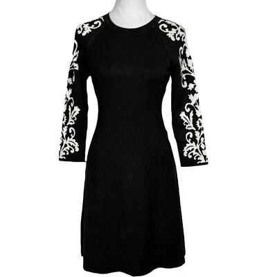 NUEVO Vestido Suéter Jessica Howard Tejido Talla Pequeña Blanco y Negro Floral Informal Foto 1 de 4