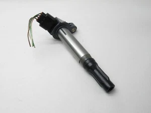 2010-2015 Toyota Prius Ignition Coil 10R-035444 OEM - Picture 1 of 6