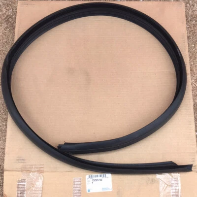 Genuine GM Front Door Upper Inner Weatherstrip 2006-2007 Cadillac CTS - Image 1 of 4