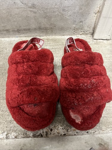 UGG Fluff Yeah 1098494K Sandalo rosso con slide taglia 4
