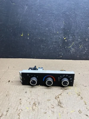 Panel de control climático Chevrolet Express 1500 2500 3500 2008-2010 U5139 DG Foto 1 de 4