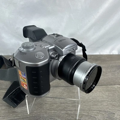 Цифровая камера Sony Mavica MVC-CD400 4,0 Мп - MPEGMOVIE HQX - ремонт или запчасти - Изображение 1 из 4