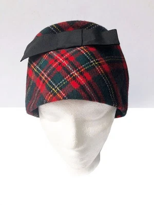 Sombrero Cloche Madcaps Paris, NY Vintage Rojo Lana a Cuadros Negro Cinta de Grosgrain Pequeño Foto 1 de 4