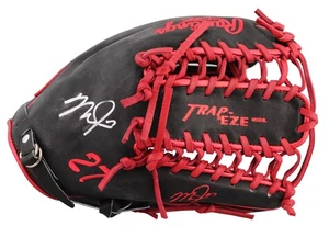Angels Mike Trout Signed Black Rawlings Player Model Baseball Glove MLB & BAS 3 - Picture 1 of 8