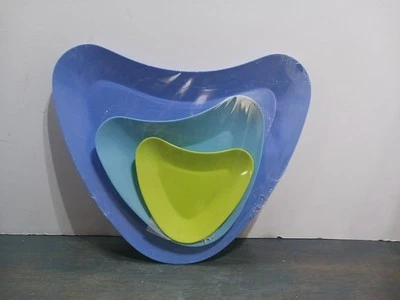 Rachel Ray Blue And Green Heart Shaped Melamine Nesting Plates Groovy Mod NEW - Image 1 of 3