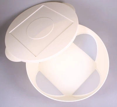 Tupperware Mediterrano Servierschüssel mit Sichtfenster 2,5 Liter - Bild 1 von 2