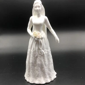 Figura de boda de colección 1996 Wedgwood Here Comes The Bride hueso fino China Inglaterra - Imagen 1 de 13
