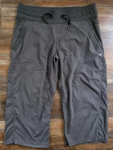 Pantalones Capri Lululemon 10 Mujer Baile Estudio Corto Gris Cordón Elástico - Imagen 1 de 5