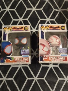 Funko Pop Spider Man Deco #1500 & Spider Gwen #1499 LE 7500 Bundle In Hand - Picture 1 of 11
