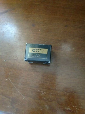 Kowa 15R0015638 CCTV LENS LM50JC 2/3" 50mm/F2.0  Manual C-Mount - Image 1 of 4