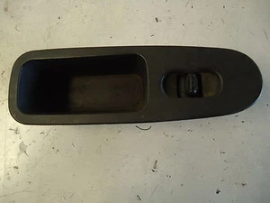 2002 Dodge Intrepid Right Rear Door Window Switch - Picture 1 of 4