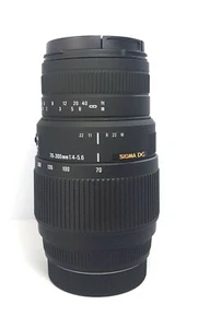 Sigma DG 70-300mm 1:4-5.6 Macro for Sony A Alpha Lens - MANUAL ONLY - Picture 1 of 4