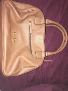 Venta \u003e bolsas jessica simpson originales precios \u003e en stock