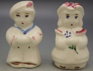 SHAWNEE POTTERY SAILOR BOY AND GIRL SALT AND PEPPER SHAKERS VINTAGE - Picture 1 of 7