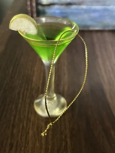 'Tini but Merry Festive Appletini Drink Ornament! Weihnachtsschmuck Bar Drink - Bild 1 von 4