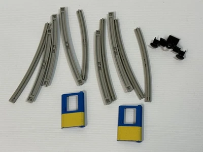Vintage LEGO Train Track Parts Lot – 10 Curved Rails, Blue/Yellow Panels, Bogie - Image 1 of 3