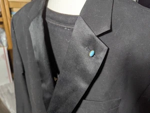 VINTAGE ART GOLD TONE STICK PIN WITH BLUE GLASS CABOCHON AND RHINESTONES - Picture 1 of 8