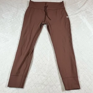 Vuori Women's Daily Legging - Size Large - Excellent Condition - tags missing - Picture 1 of 6