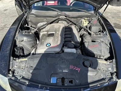 Cubierta superior de plástico del motor 2006 07 08 BMW Z4 3,0 L Foto 1 de 4