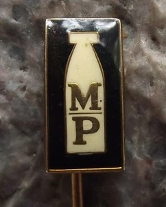 Distintivo spilla pubblicitaria bottiglia latte MP cecoslovacchia industria lattiera dell'ex Cecoslovacchia - Foto 1 di 5