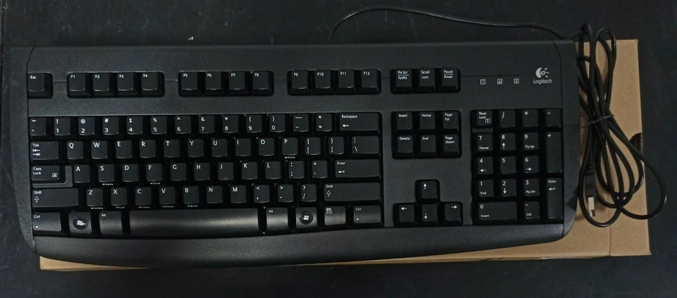 967738-0403 tastiera logitech 250 layout US, USB NERA - Immagine 1 di 1