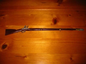 PERFECT METAL TOY MINIATURE NAPOLIONIC FLINTLOCK 1777 RIFLE FUSIL CARBINE - Picture 1 of 2