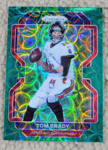 2021 Panini Prizm Green Scope # 294 Tom Brady TB Buccaneers # 33/75 SP
