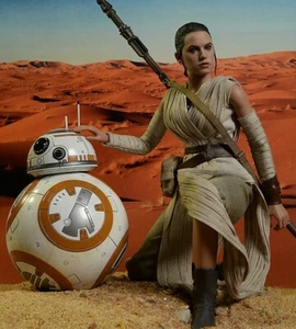 Rey and BB8 Hot Toys New MMS 337 - Picture 1 of 12