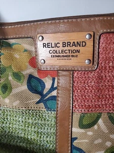 Relic Brand Patchwork Handbag Khaki Beige Green Pink Multi Floral Boho Preowned - Picture 1 of 4