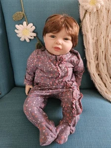 Muñeca realista Paradise Galleries para niños pequeños ojos azules cabello castaño renacido - Imagen 1 de 15