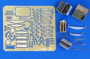 PLUS MODEL, Caisses à outils avec outillages miniatures à assembler et à pein... - Picture 1 of 1