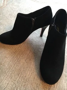 Botines Carmen Shoes con suela roja talla 40 negros NUEVOS NP 179 € - Imagen 1 de 10
