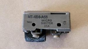 Micro Switch MT-4R4-A68 Snap Action Switch 10A 125V AC/DC 1/8HP - Picture 1 of 3
