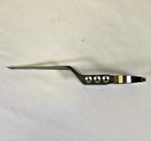 Aesculap FD039R Micro Form Curved Up Neuro Scissors 100mm Shaft 225mm Length - Picture 1 of 9