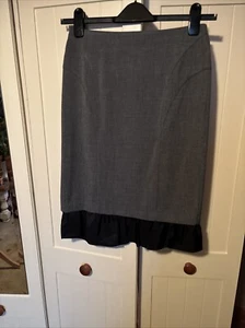 NOUGAT Grey Tailored Stretch Silk Trim Flounce Hem Knee Length Skirt Size 10 - Picture 1 of 9