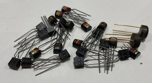 PN3638 2N3638 PNP General Purpose Amplifier Transistor new and used 25 pcs - Picture 1 of 1