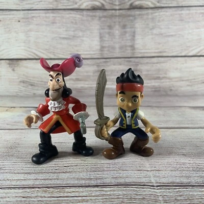 Disney Jake and the Neverland Pirates Jake & Captain Hook 3" Figures Bundle - Image 1 of 4